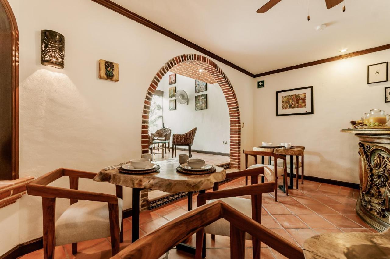 ホテル Casa Granada 24 カンクン エクステリア 写真