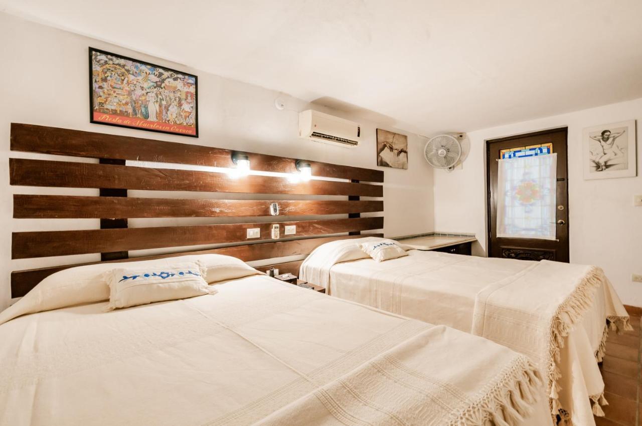 ホテル Casa Granada 24 カンクン エクステリア 写真
